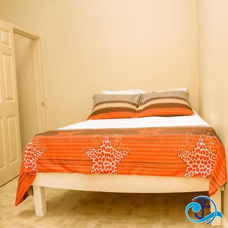 Mariner Motel Бриджтаун Экстерьер фото