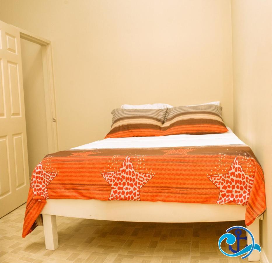Mariner Motel Бриджтаун Экстерьер фото